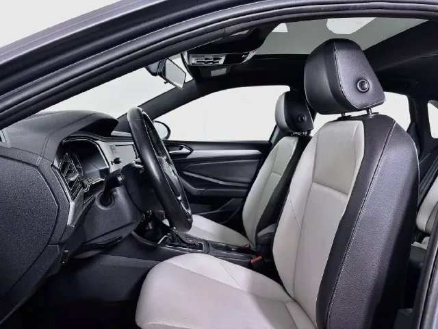 Volkswagen Jetta photo 15