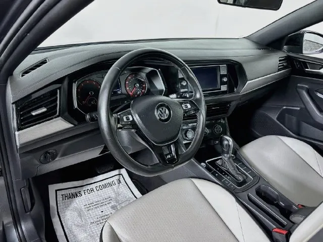 Volkswagen Jetta photo 9