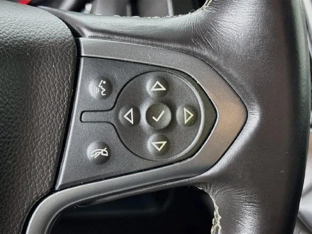 Chevrolet Tahoe photo 11