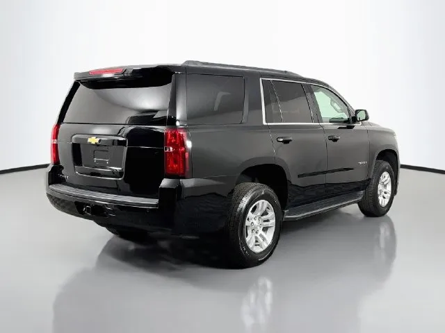 Chevrolet Tahoe photo 6