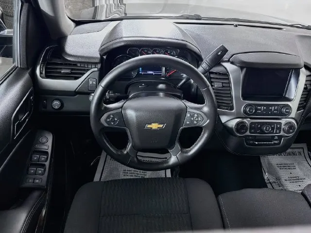 Chevrolet Tahoe photo 9