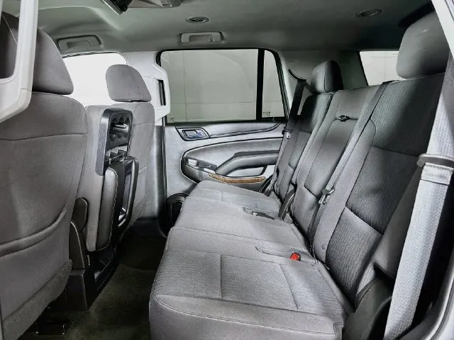 Chevrolet Tahoe photo 17