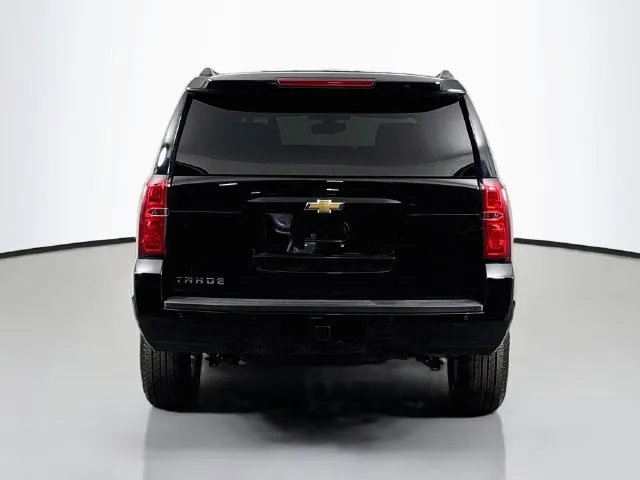 Chevrolet Tahoe photo 8