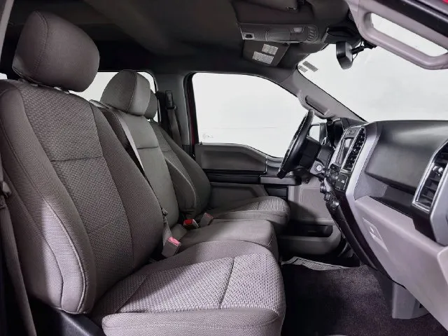 Ford F-150 photo 17
