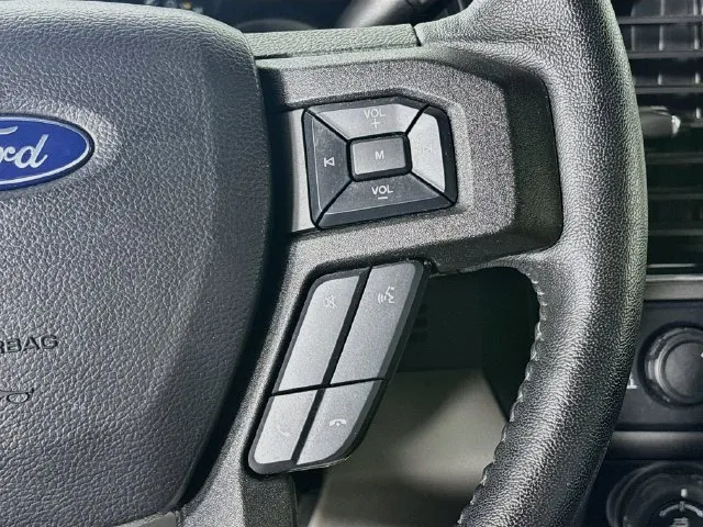 Ford F-150 photo 12