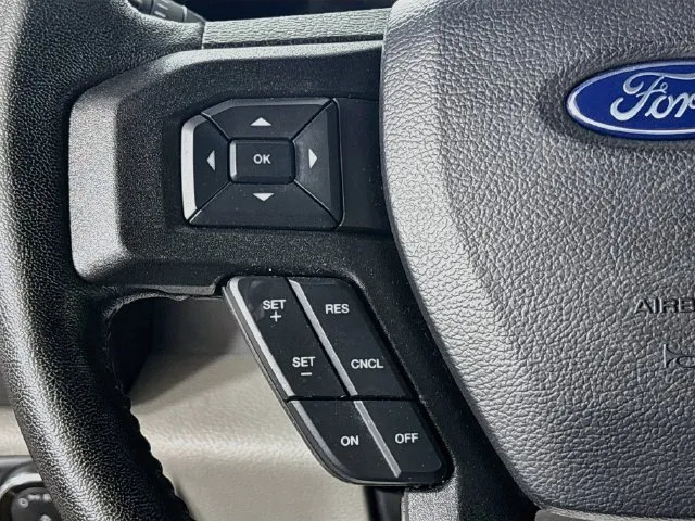 Ford F-150 photo 11