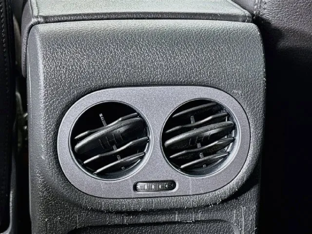 Volkswagen Tiguan photo 29