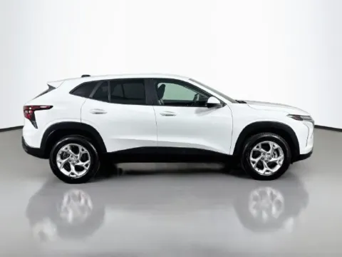 More photos of 2025 Chevrolet Trax LS at Superior Motor Company, MD