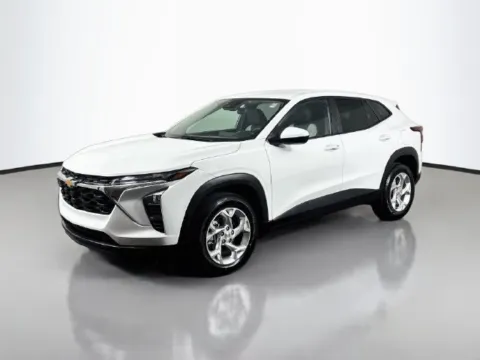 White 2025 Chevrolet Trax LS for sale in Bel Air, MD