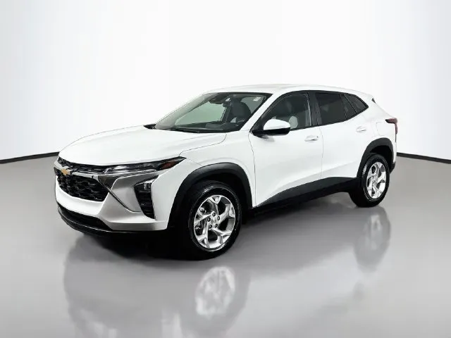 White 2025 Chevrolet Trax LS for sale in Bel Air, MD