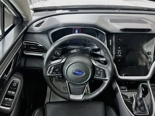 Subaru Outback photo 10