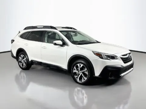 More photos of 2020 Subaru Outback Limited at Superior Motor Company, MD