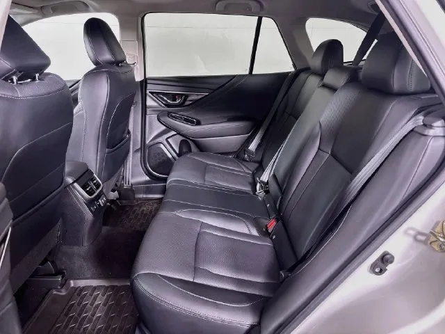 Subaru Outback photo 18