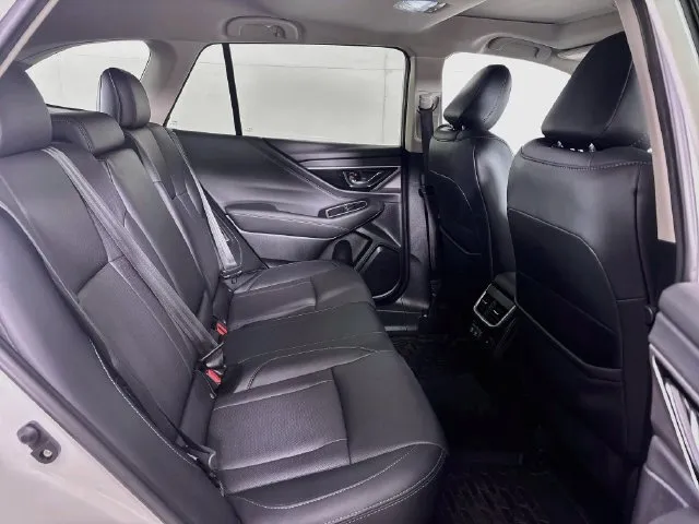 Subaru Outback photo 19