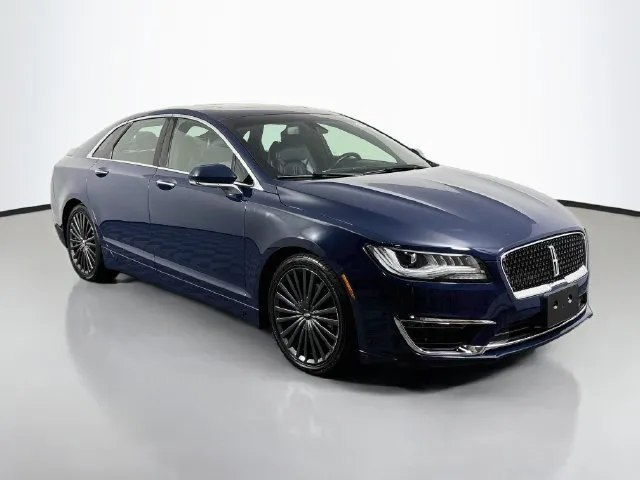 Lincoln MKZ photo 4