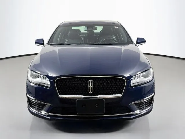 Lincoln MKZ photo 7