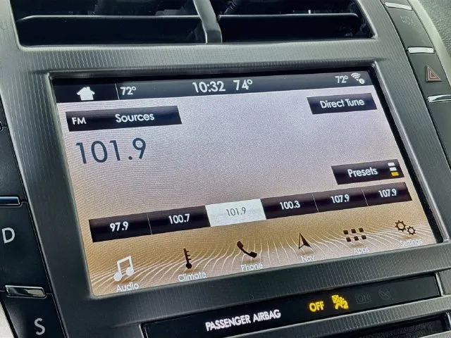 Lincoln MKZ photo 21