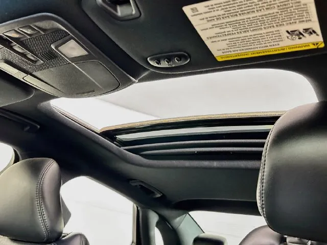 Lincoln MKZ photo 27