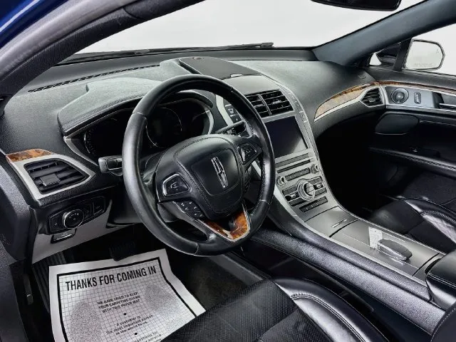 Lincoln MKZ photo 9