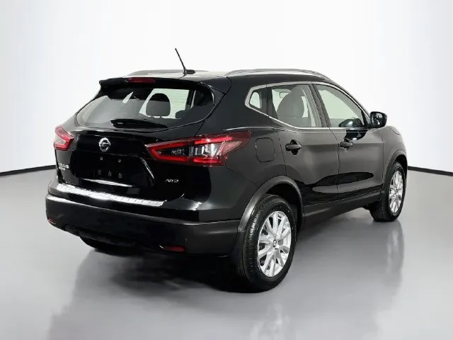 Nissan Rogue Sport photo 6