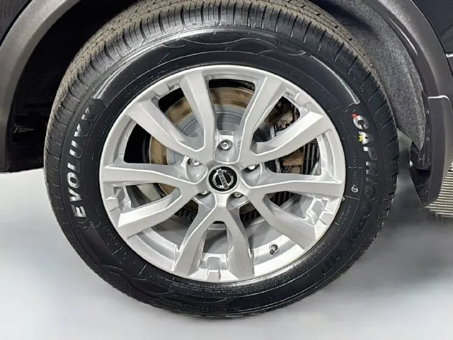 Nissan Rogue Sport photo 31