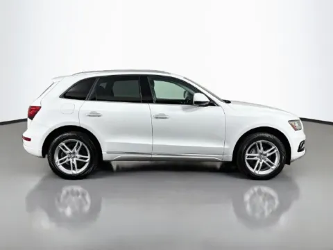 More photos of 2017 Audi Q5 2.0T Premium at Superior Motor Company, MD