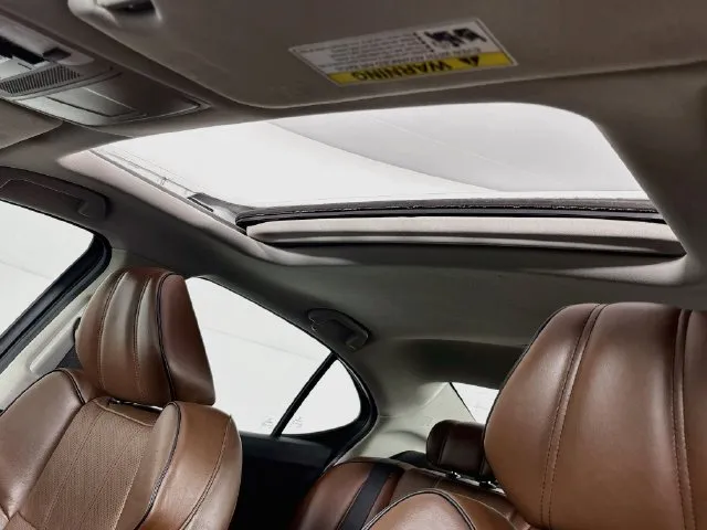 Acura TLX photo 27