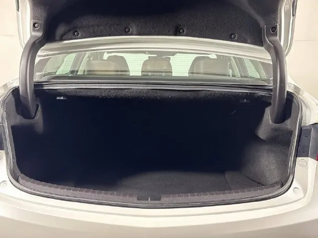 Acura TLX photo 30