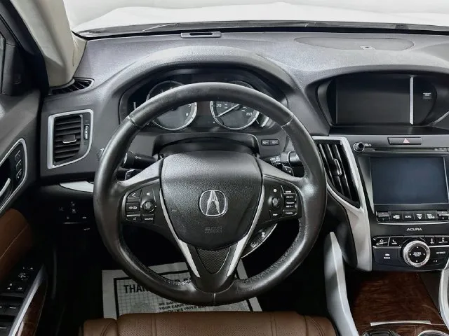 Acura TLX photo 10