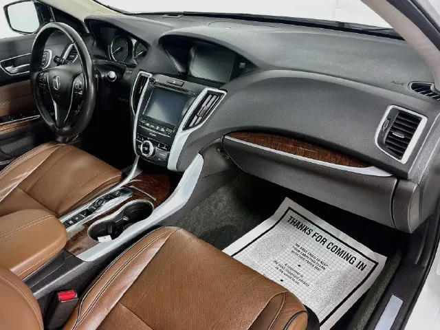 Acura TLX photo 14