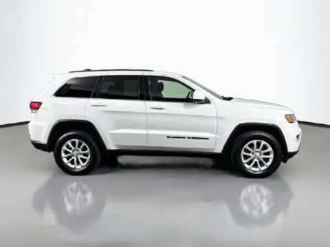 More photos of 2022 Jeep Grand Cherokee WK Laredo E at Superior Motor Company, MD
