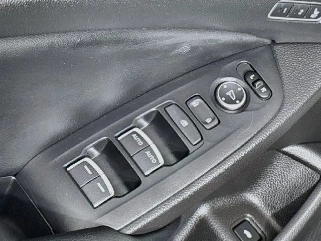 Honda Accord photo 28