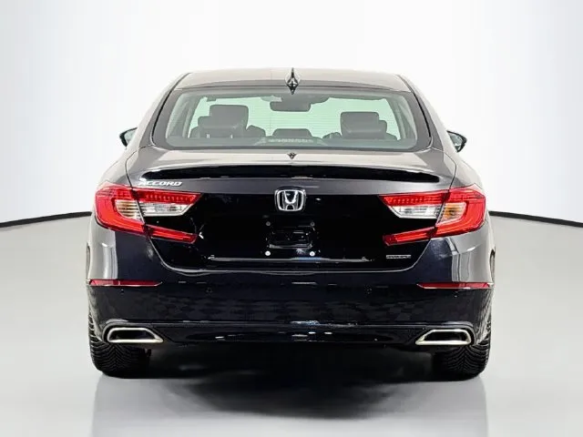 Honda Accord photo 8