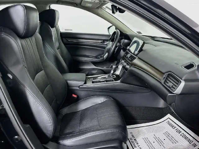 Honda Accord photo 17