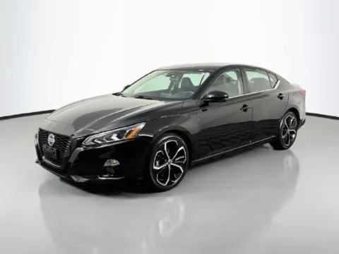 Black 2022 Nissan Altima 2.5 SR for sale in Bel Air, MD