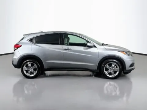 More photos of 2022 Honda HR-V LX at Superior Motor Company, MD