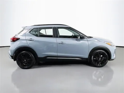 More photos of 2023 Nissan Kicks SR at Superior Motor Company, MD
