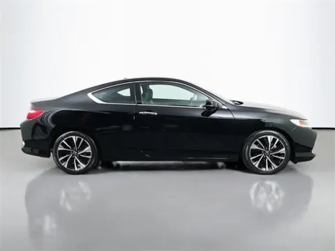 More photos of 2017 Honda Accord EX-L at Superior Motor Company, MD