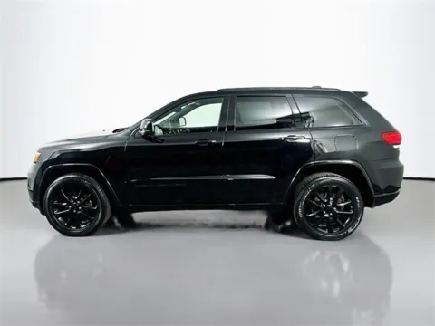 Photos of 2020 Jeep Grand Cherokee Altitude for sale in Bel Air, MD at Superior Motor Company