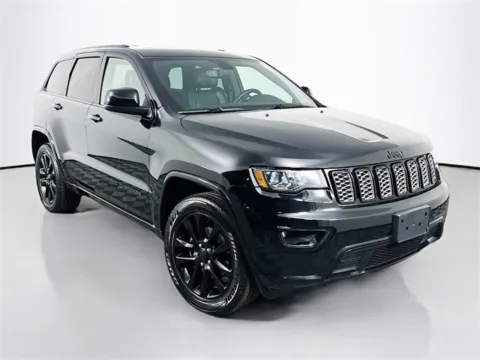 More photos of 2020 Jeep Grand Cherokee Altitude at Superior Motor Company, MD