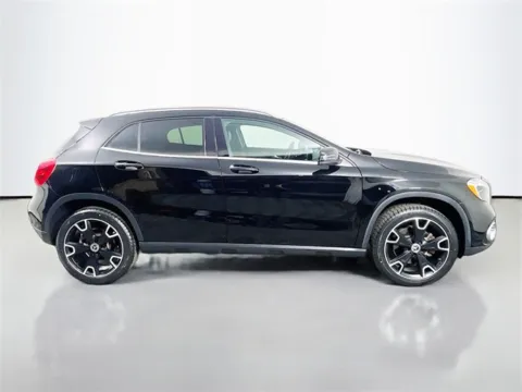 More photos of 2019 Mercedes-Benz GLA 250 at Superior Motor Company, MD