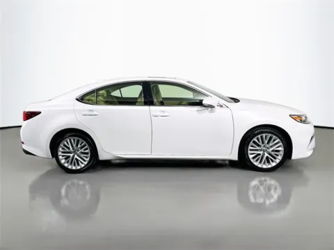More photos of 2016 Lexus ES 350 at Superior Motor Company, MD
