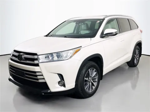 White 2017 Toyota Highlander XLE for sale in Bel Air, MD