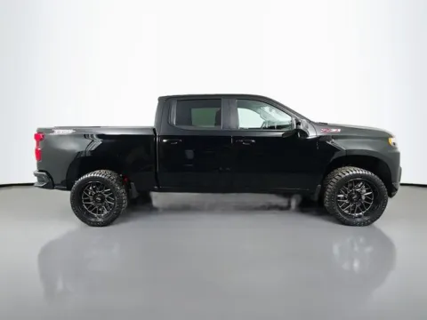 More photos of 2021 Chevrolet Silverado 1500 LT Trail Boss at Superior Motor Company, MD