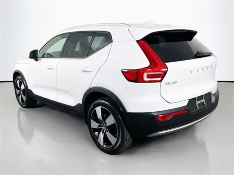 Another view of 2019 Volvo XC40 Momentum for sale in Bel Air, MD at Superior Motor Company