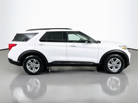 More photos of 2023 Ford Explorer XLT at Superior Motor Company, MD