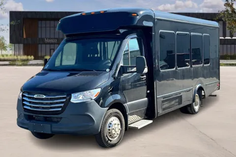 Another view of 2021 Freightliner SPRINTER for sale in Kansas City, MO at Master's Transportation - Kansas City