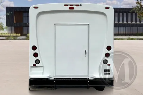 More photos of 2023 Ford E450 at Master's Transportation - Kansas City, MO