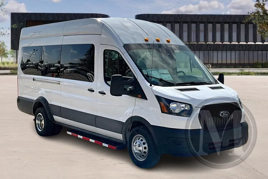 White 2022 Ford Transit for sale in Kansas City, MO