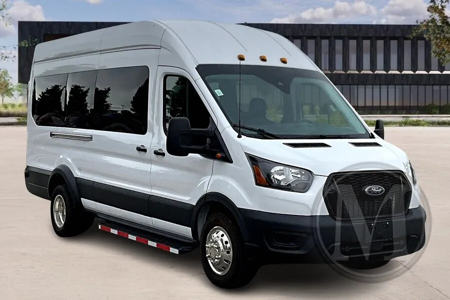 White 2022 Ford Transit for sale in Kansas City, MO
